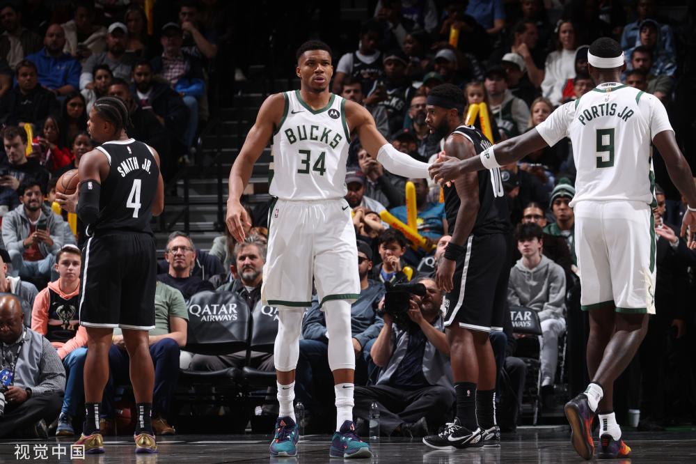 构成了巨大 构成了巨大